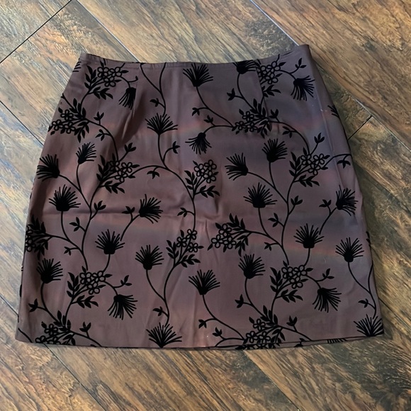 Moda Mini Skirt - Picture 1 of 5